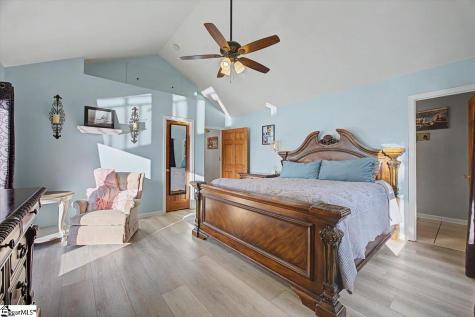 1113 Dickson Road Campobello SC 29322