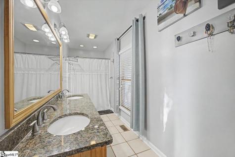 1113 Dickson Road Campobello SC 29322