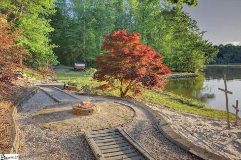 1113 Dickson Road Campobello SC 29322