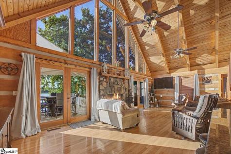1113 Dickson Road Campobello SC 29322