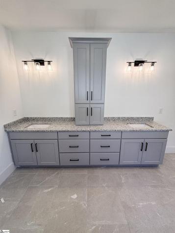 1015 Tudor Cottage Trail Boiling Springs SC 29316