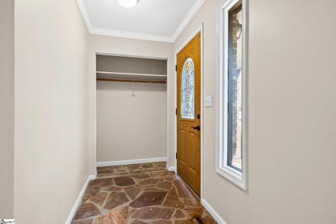 101 Nottingham Lane Easley SC 29640