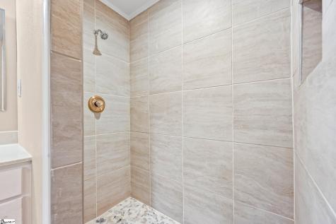 101 Nottingham Lane Easley SC 29640