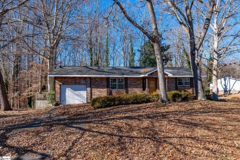 101 Nottingham Lane Easley SC 29640