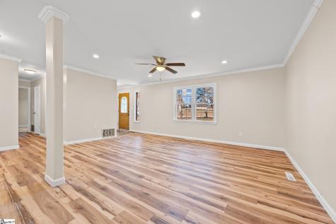 101 Nottingham Lane Easley SC 29640