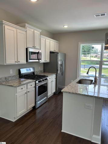 402 Prosperity Avenue Greenville SC 29605