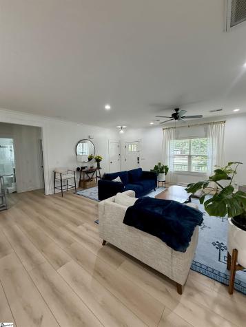 10 N Gaywood Drive Greenville SC 29615