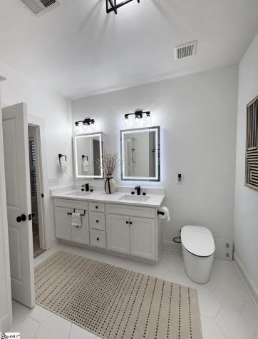 10 N Gaywood Drive Greenville SC 29615