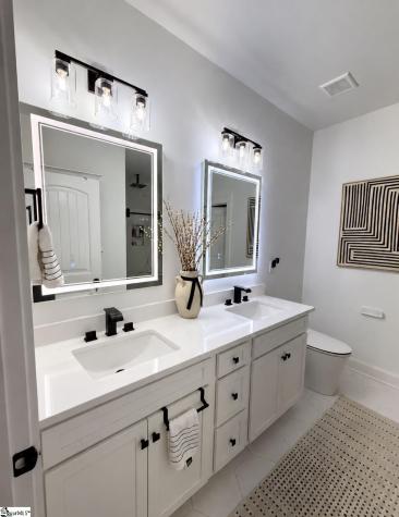 10 N Gaywood Drive Greenville SC 29615