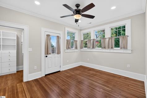 20 E Earle Street Greenville SC 29609