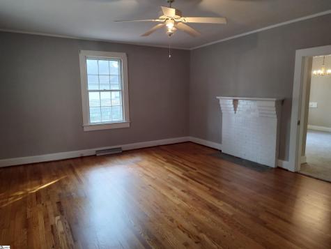 22 4th Avenue Greenville SC 29611