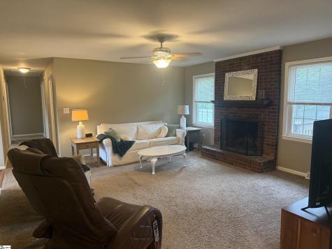 16 Ellesmere Drive Greenville SC 29615