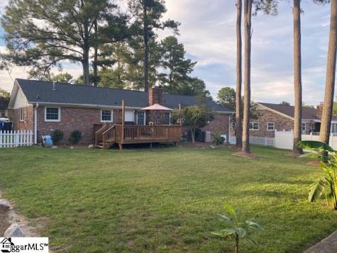 16 Ellesmere Drive Greenville SC 29615