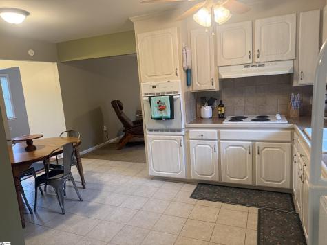 16 Ellesmere Drive Greenville SC 29615