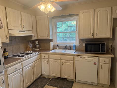 16 Ellesmere Drive Greenville SC 29615
