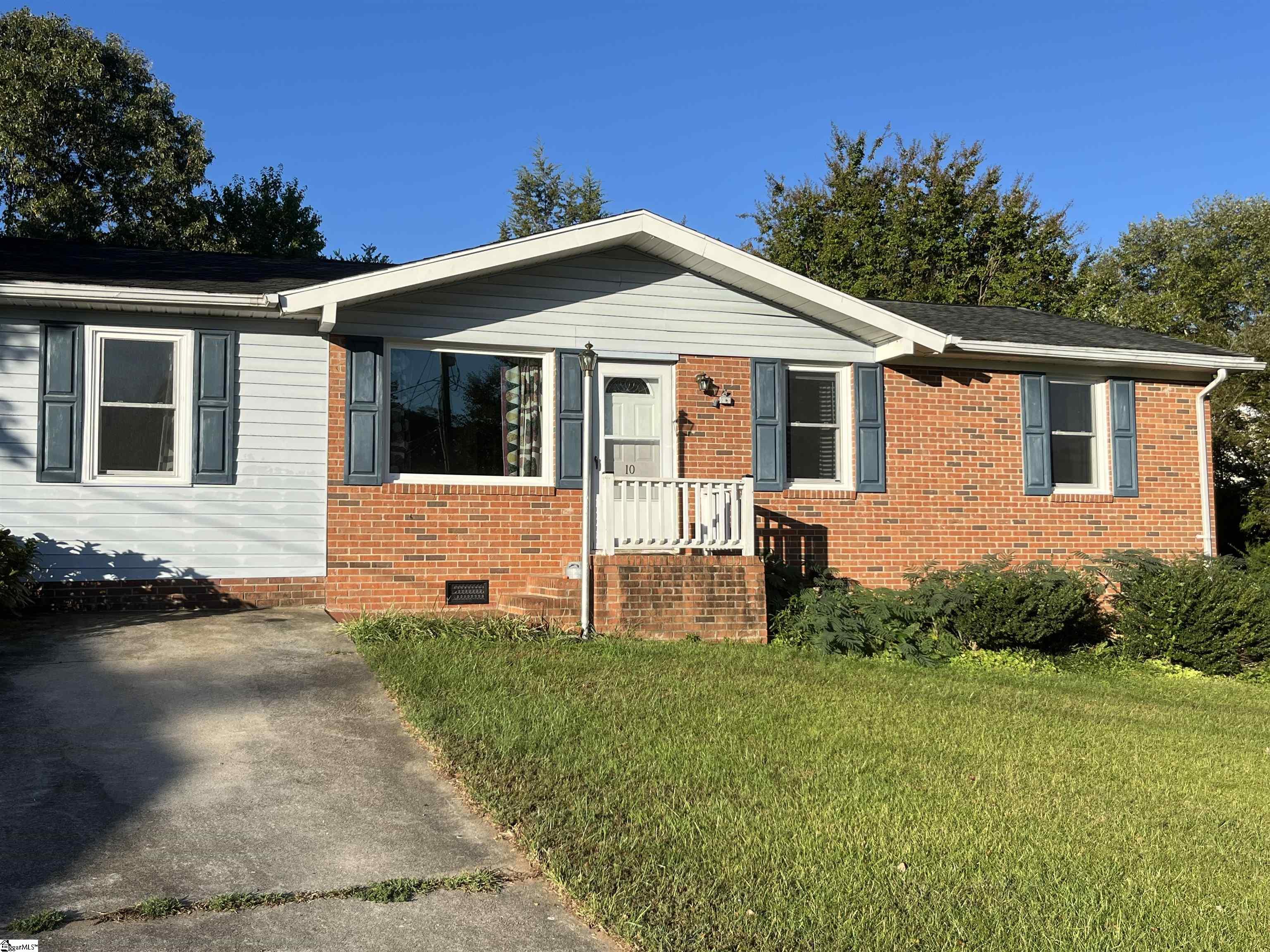 10 Cadillac Court Travelers Rest SC 29690