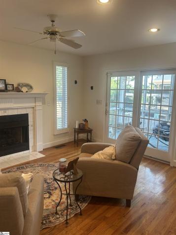 19 E Circle Avenue Greenville SC 29607