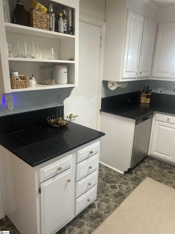 19 E Circle Avenue Greenville SC 29607