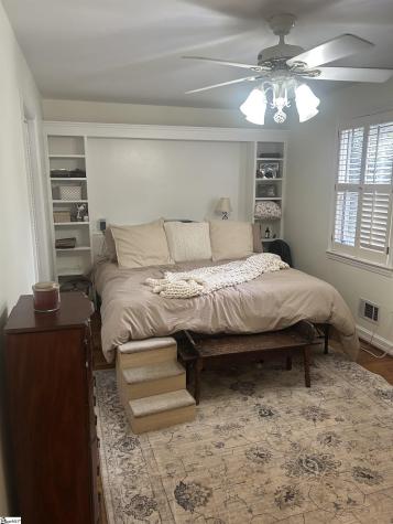 19 E Circle Avenue Greenville SC 29607