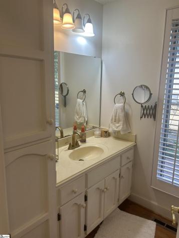 19 E Circle Avenue Greenville SC 29607