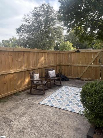 19 E Circle Avenue Greenville SC 29607