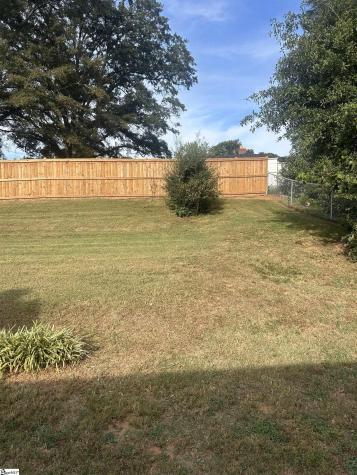 19 E Circle Avenue Greenville SC 29607