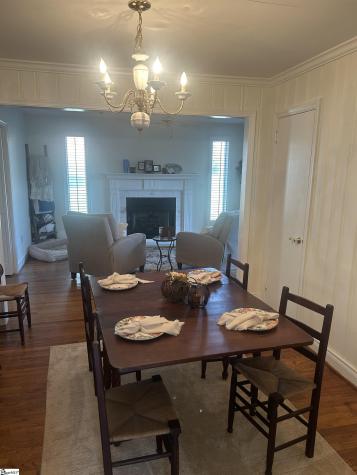 19 E Circle Avenue Greenville SC 29607