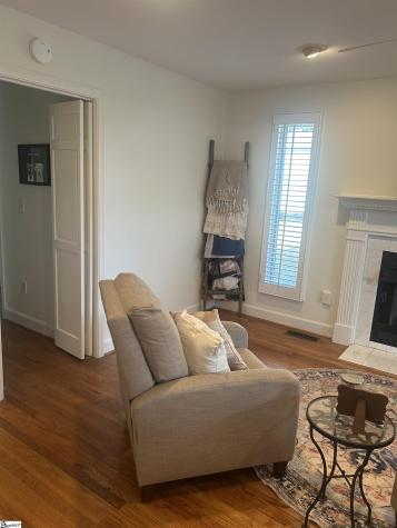 19 E Circle Avenue Greenville SC 29607