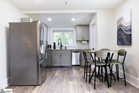 4 Lindberg Avenue Greenville SC 29601