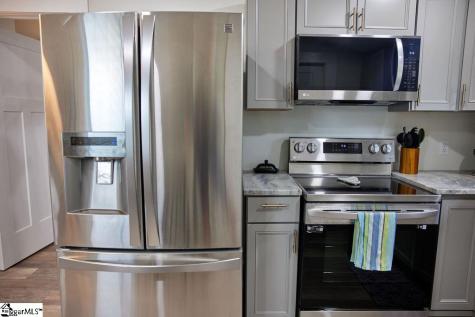 4 Lindberg Avenue Greenville SC 29601