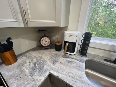 4 Lindberg Avenue Greenville SC 29601