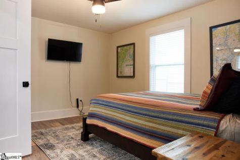 4 Lindberg Avenue Greenville SC 29601