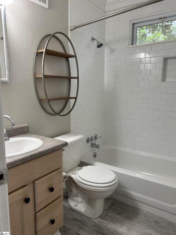 5 Whitsett Street Greenville SC 29601