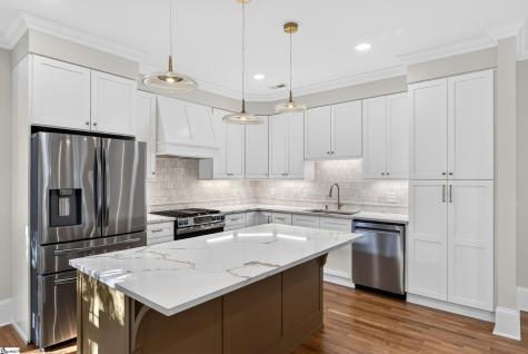 20 E Earle Street Greenville SC 29609