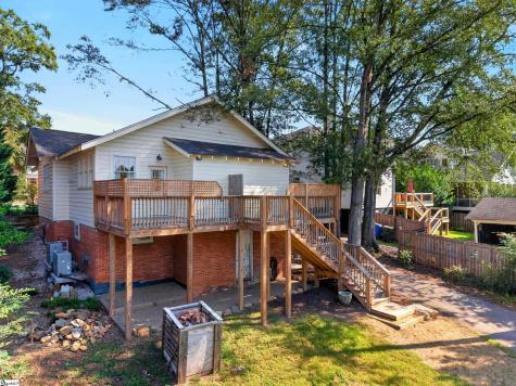 20 E Earle Street Greenville SC 29609