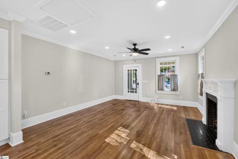 20 E Earle Street Greenville SC 29609
