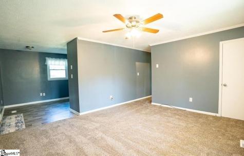 215 Orchard Circle Gaffney SC 29341