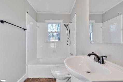 408-B Yardley Court Spartanburg SC 29306