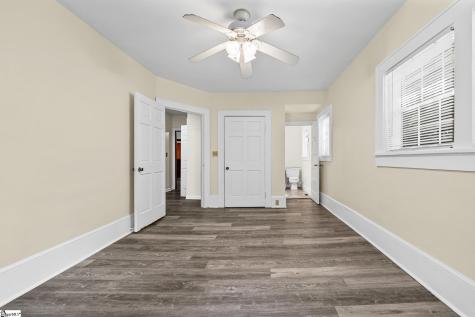 2 B Hillside Drive Greenville SC 29607