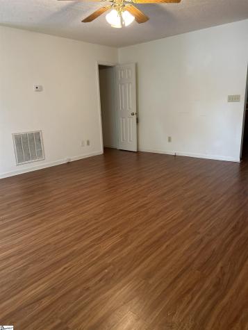 104 Country Cove Lane Greer SC 29651