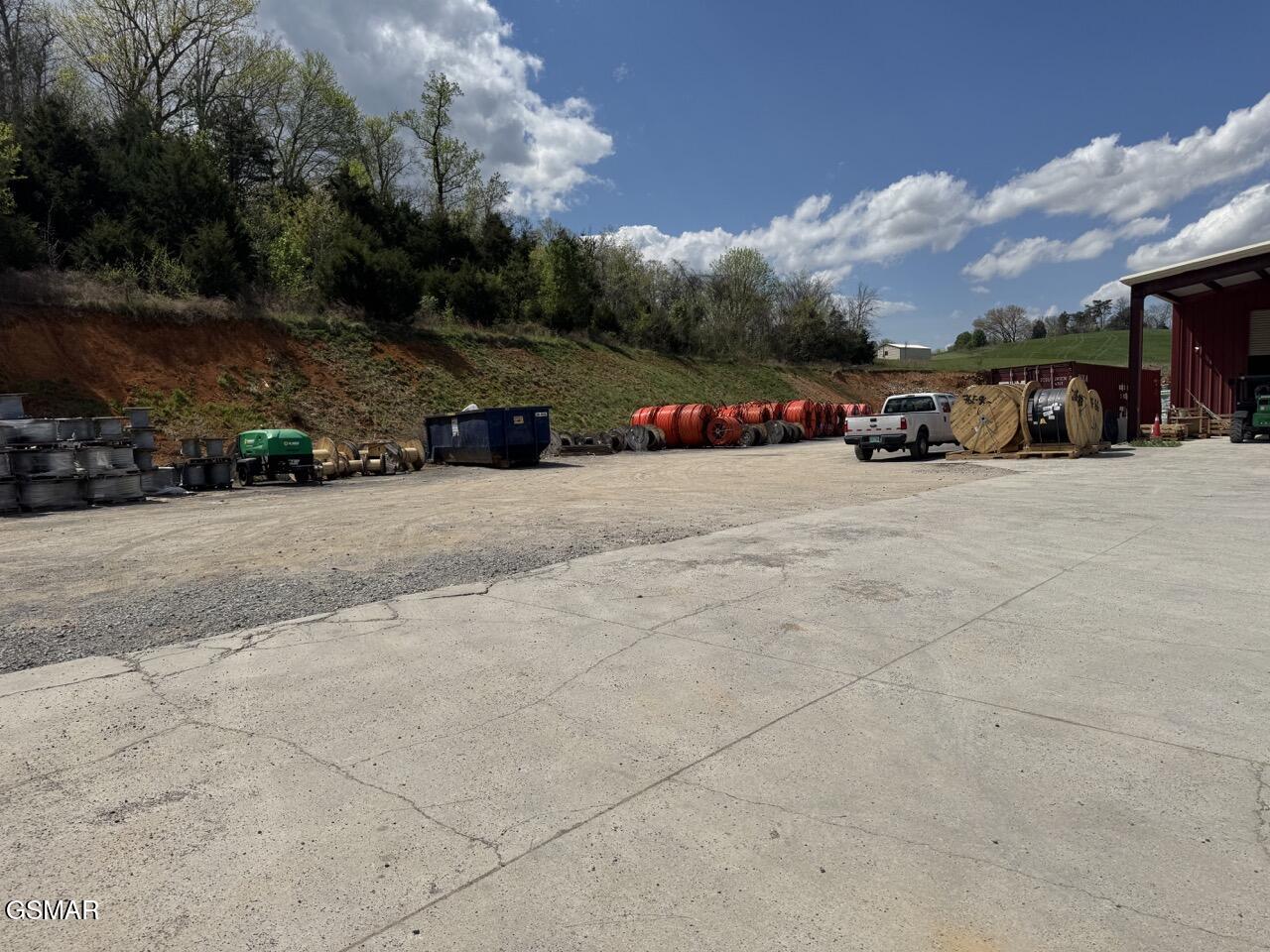 725 W Highway 25 70 Dandridge TN 37725