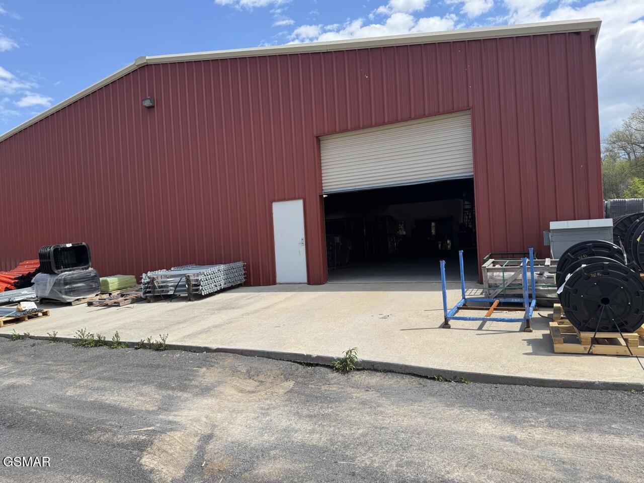 725 W Highway 25 70 Dandridge TN 37725