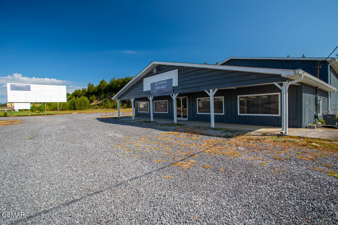 Sevierville TN, 1809 Winfield Dunn Parkway