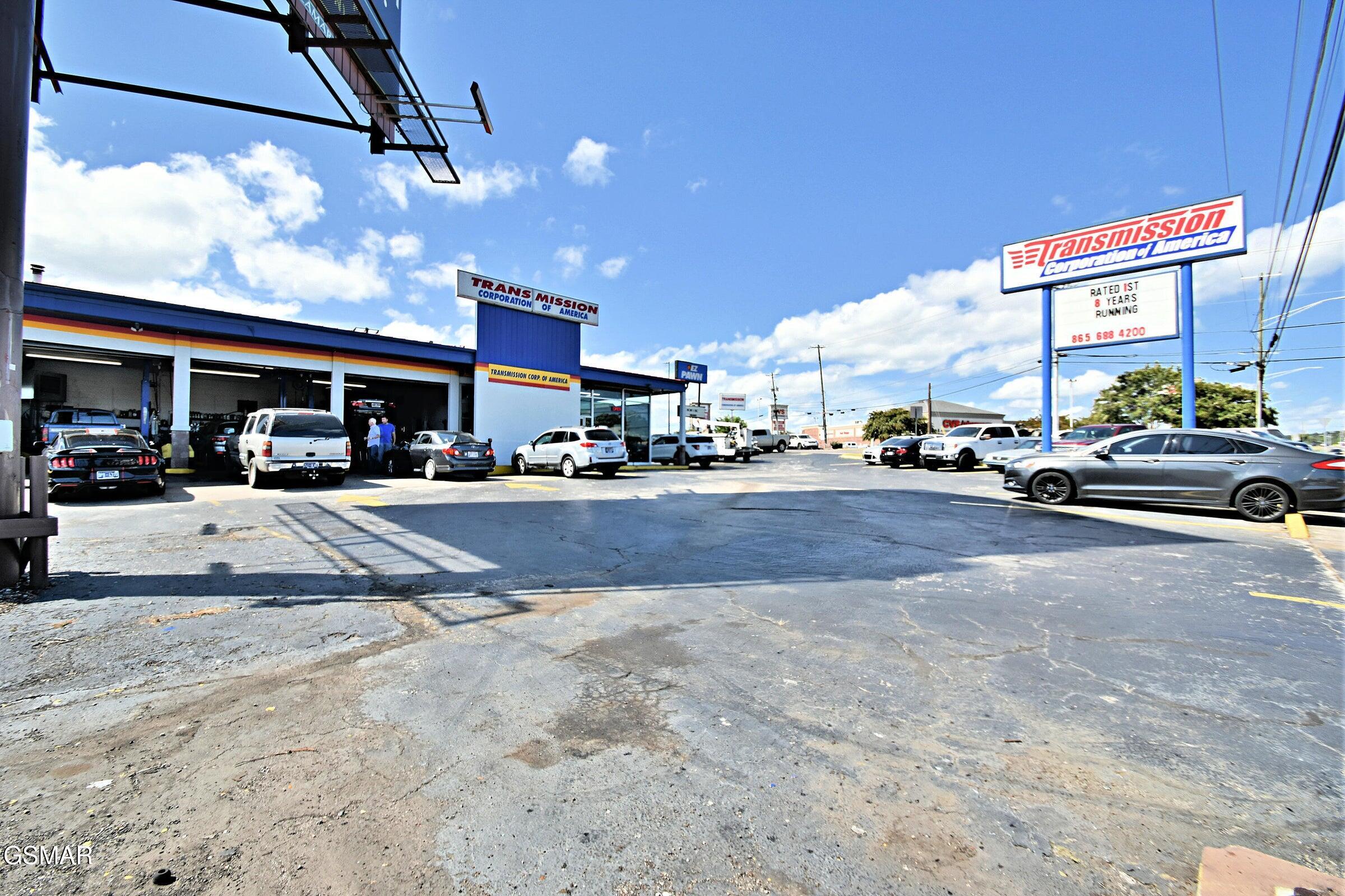 5327 Clinton Highway Knoxville TN 37912