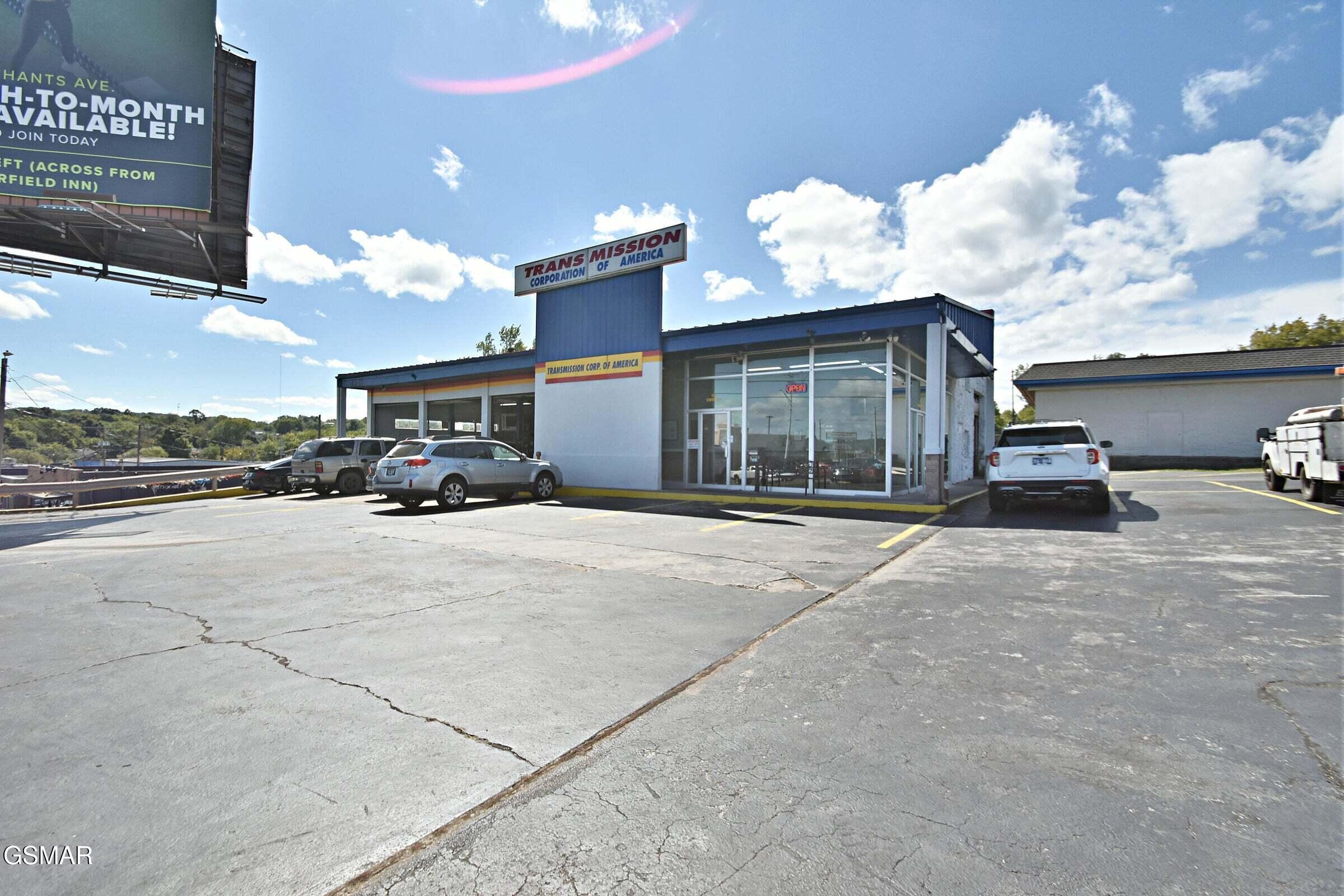 5327 Clinton Highway Knoxville TN 37912