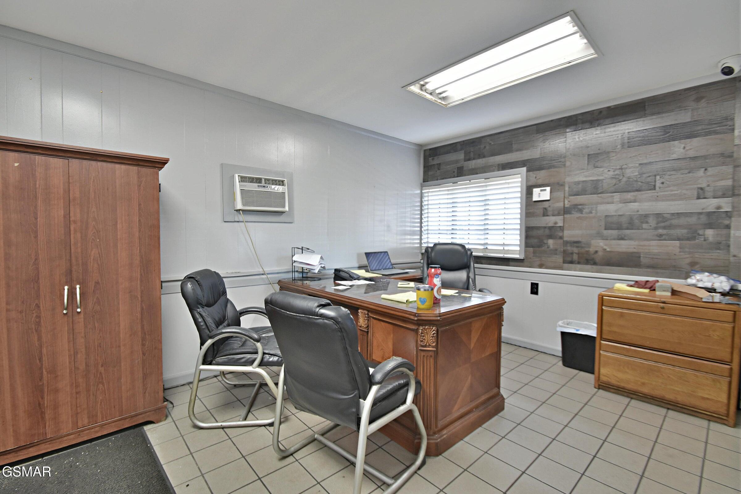 5327 Clinton Highway Knoxville TN 37912