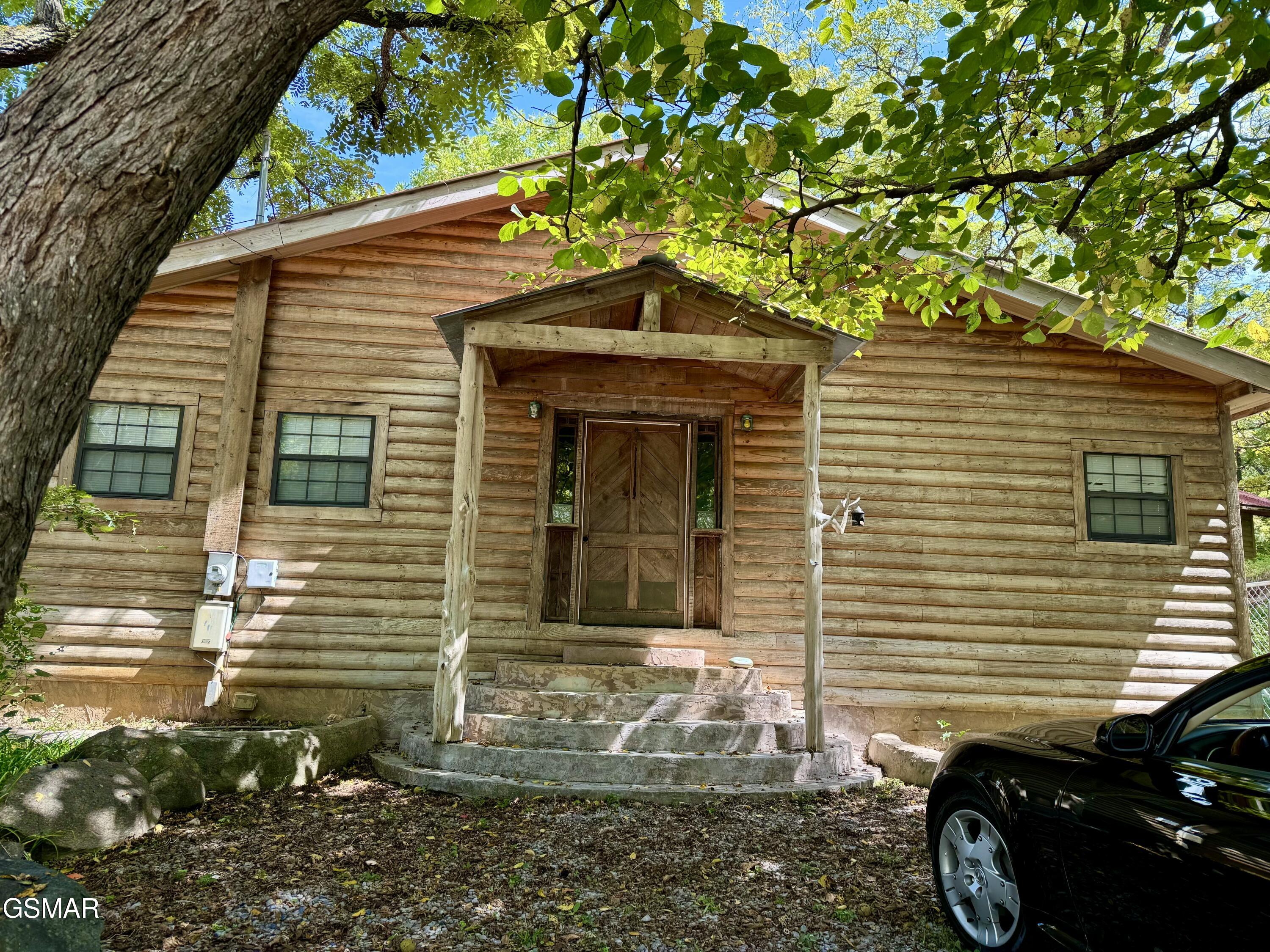 Sevierville TN, 4205 Birds Creek Road