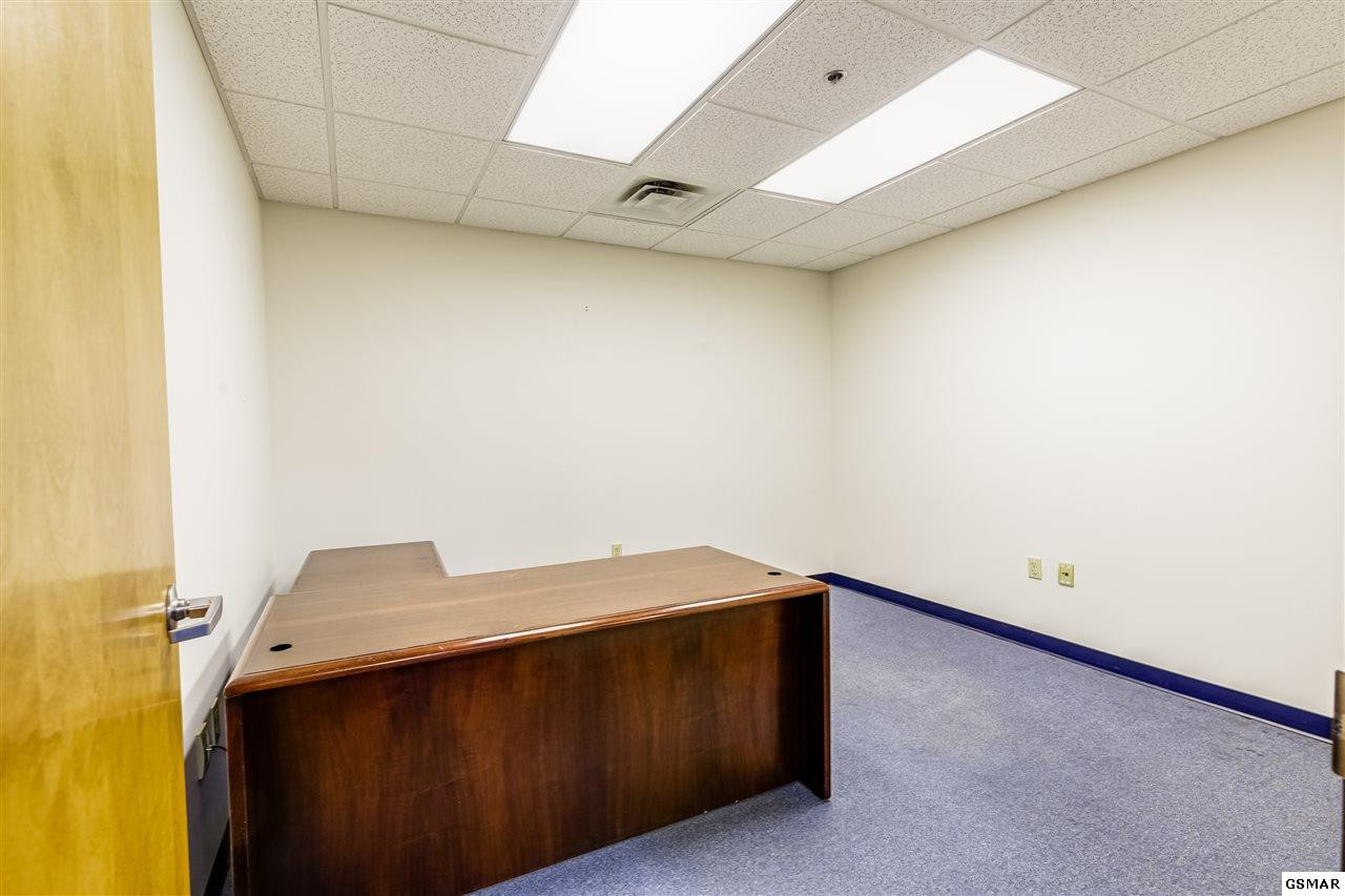 115 Broadway Avenue Sneedville TN 37830