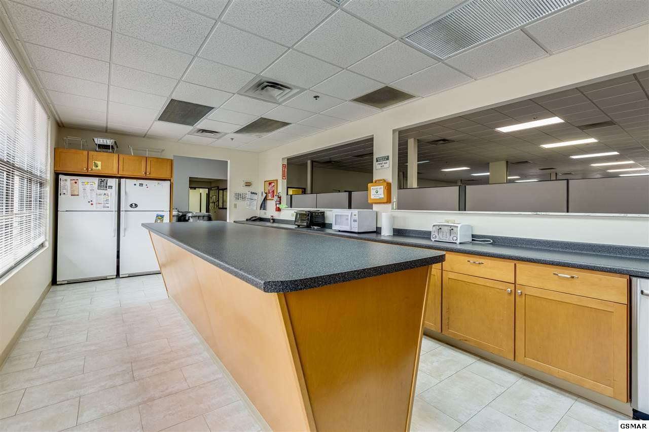 115 Broadway Avenue Sneedville TN 37830