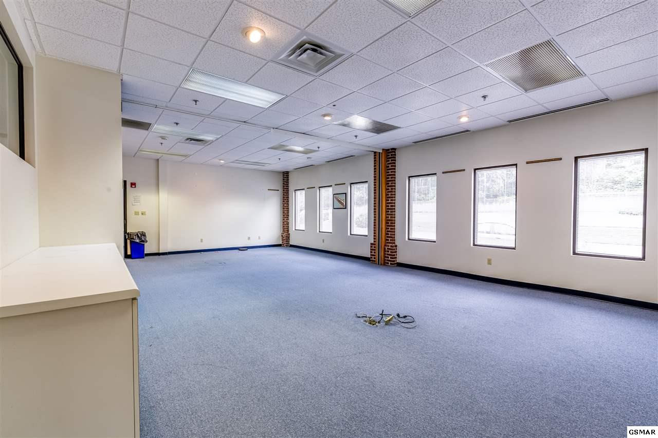 115 Broadway Avenue Sneedville TN 37830
